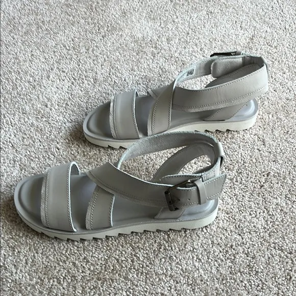 ❤️ $75 ❤️ NWOT TOMS Women's Sidney Tread Sandals