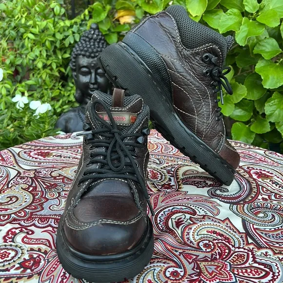 🏴󠁧󠁢󠁥󠁮󠁧󠁿 Dr. Martens Vintage MIE Chunky Ankle Boots UK 4