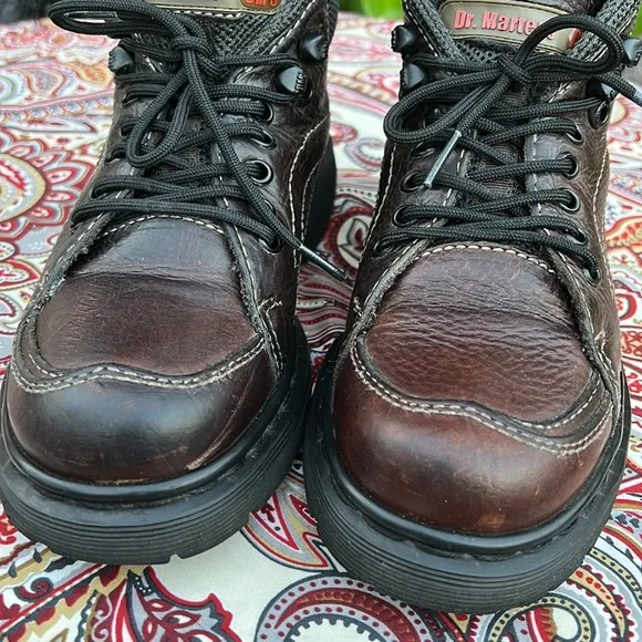 🏴󠁧󠁢󠁥󠁮󠁧󠁿 Dr. Martens Vintage MIE Chunky Ankle Boots UK 4