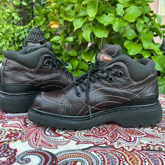 🏴󠁧󠁢󠁥󠁮󠁧󠁿 Dr. Martens Vintage MIE Chunky Ankle Boots UK 4