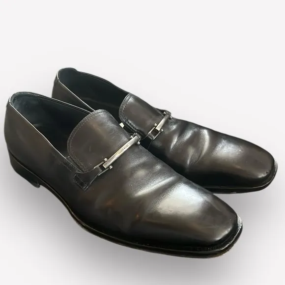 🇪🇸 Hugo Boss Black Leather Silver Bit Loafers – Size 10.5
