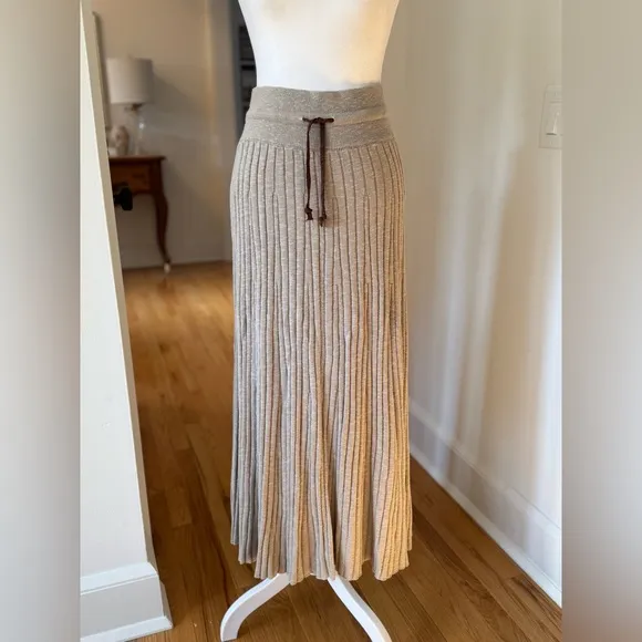 🆕 NWT Free People Tara Sweater Midi Skirt • Peyote • Small