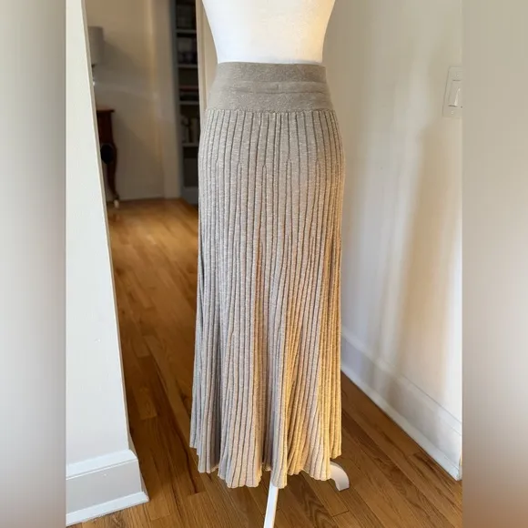 🆕 NWT Free People Tara Sweater Midi Skirt • Peyote • Small