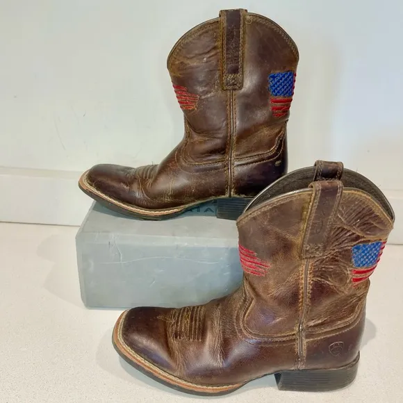 $100 Ariat Kids Patriot Western Boot Brown Leather 10034408 embroid Flag sz 1