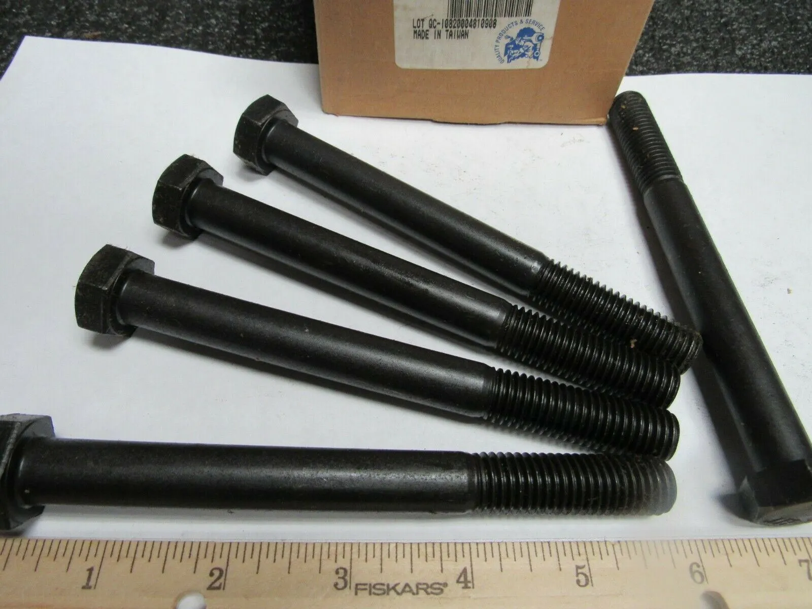 (5) M14-2.00 x 140 MM Coarse DIN 931 Class 10.9 Cap Screw (Bolt) Black (184282953124-BT38)