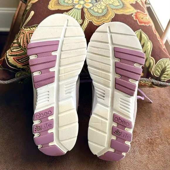 Abeo Spirit Ultra Light Spirit running shoes sneakers lavender and gray size 8