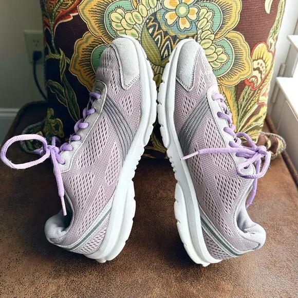 Abeo Spirit Ultra Light Spirit running shoes sneakers lavender and gray size 8