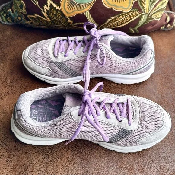 Abeo Spirit Ultra Light Spirit running shoes sneakers lavender and gray size 8