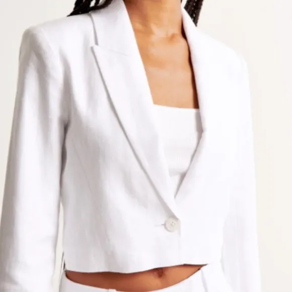Abercrombie &amp; Fitch Premium Linen Cropped Blazer - White - Size Small