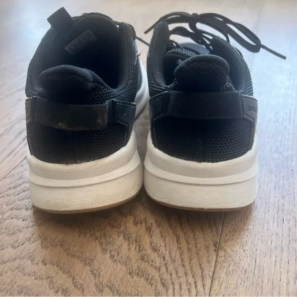 Adidas Black and White Questar Ride 'Core Black' B44832