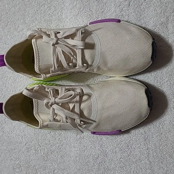 ADIDAS BOOTS NMD R1 Semi Solar  Sneakers Size 9 Men's