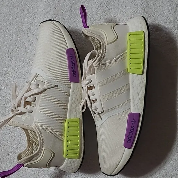 ADIDAS BOOTS NMD R1 Semi Solar  Sneakers Size 9 Men's