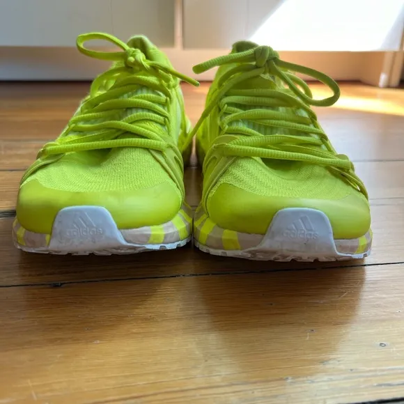 Adidas by Stella McCartney - limited edition Ultra Boost 20 in acid yellow,