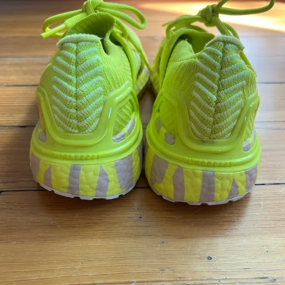 Adidas by Stella McCartney - limited edition Ultra Boost 20 in acid yellow,