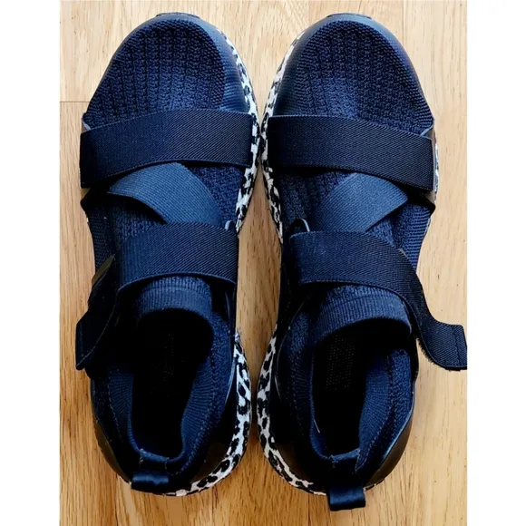 adidas by Stella McCartney Women's Ultraboost X Knit Sneakers Size 7