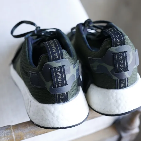 Adidas Mens NMD R2 Sneakers Green with Camouflage Size 11 US Mint Condition
