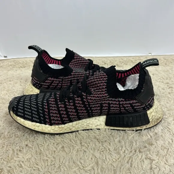 Adidas NMD R1 Black and Pink‎ Sneakers Size 9 Men’s