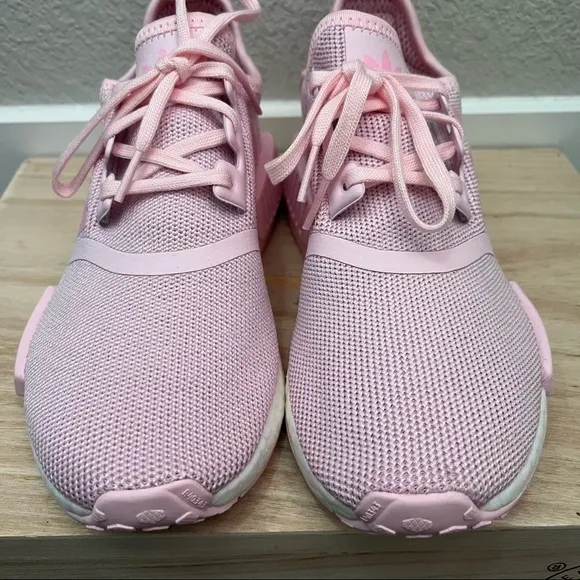 Adidas NMD R1 Light Pink &amp; White Athletic Sneakers 4.5Y W6
