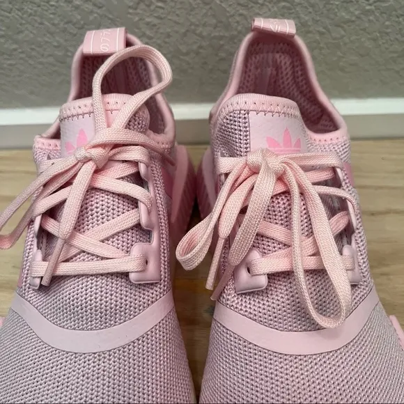 Adidas NMD R1 Light Pink &amp; White Athletic Sneakers 4.5Y W6