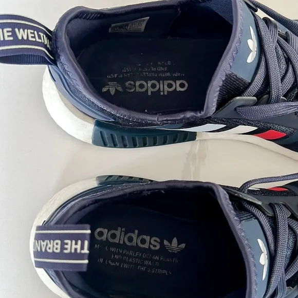 Adidas Originals NMD R1 Sneakers Shadow Navy White Tint Glory Red Mens Sz 9