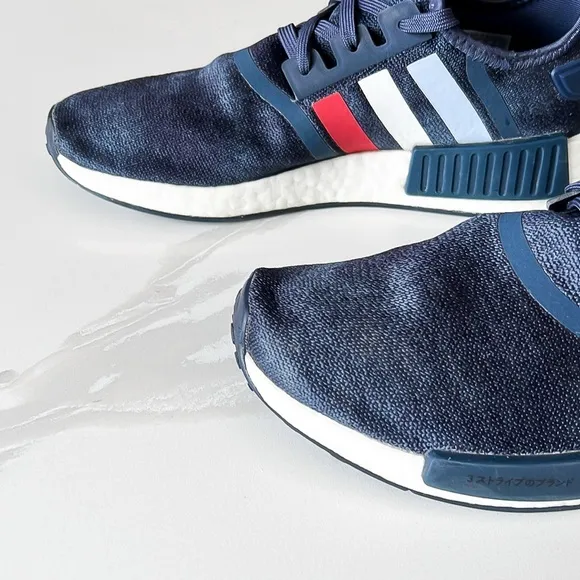 Adidas Originals NMD R1 Sneakers Shadow Navy White Tint Glory Red Mens Sz 9
