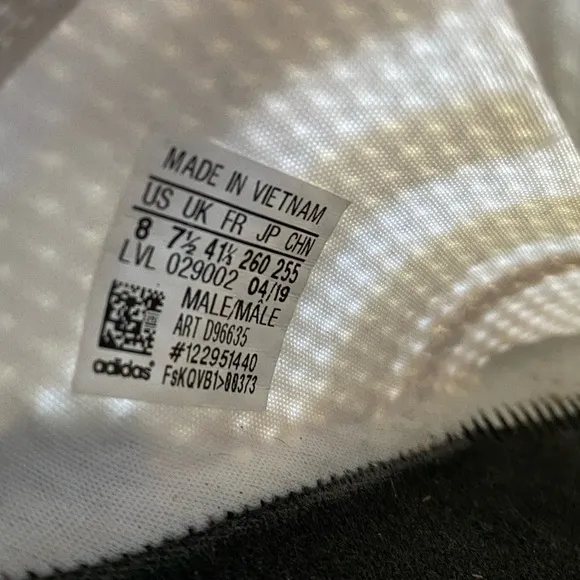 Adidas originals NMD sneakers in triple white size men’s 8 like new