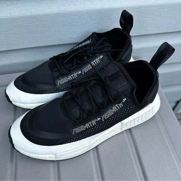 Adidas Originals x NASA NMD R1 Spectoo Sneakers Black White Size 12 Men’s