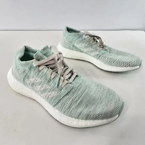 Adidas Pure Boost Running Athletic Shoes Sneakers Pureboost Go Running NWT 8.5