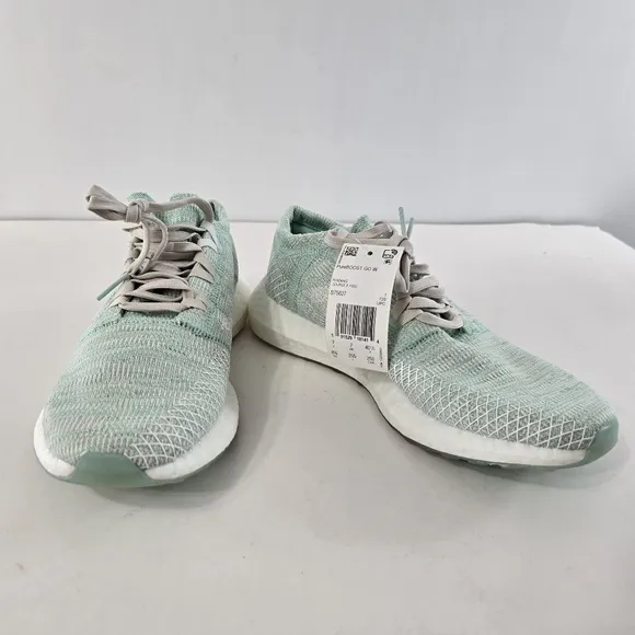 Adidas Pure Boost Running Athletic Shoes Sneakers Pureboost Go Running NWT 8.5