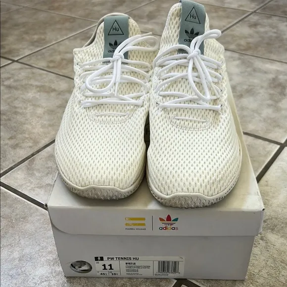 Adidas White Sneakers Modern Sock-Like Fit