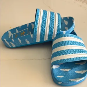 Adidas X Simpson Adilette kids limited edition