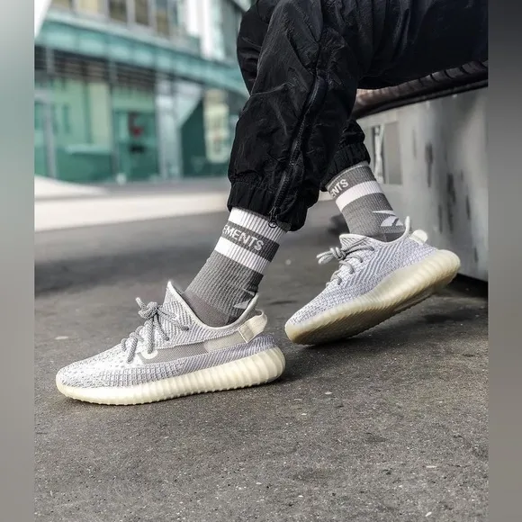 Adidas x YEEZY Boost 350 V2 &quot;Lundmark&quot; Grey Knit Fabric Men’s Sneaker Size 7 1/2