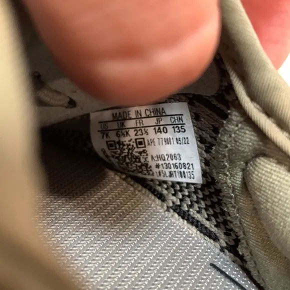 Adidas Yeezy Kids Boost 350 V2 &quot;Granite&quot; sneakers