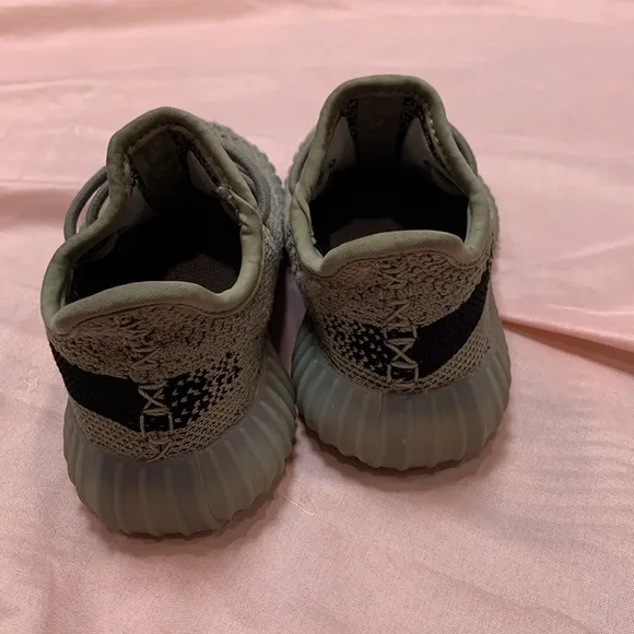 Adidas Yeezy Kids Boost 350 V2 &quot;Granite&quot; sneakers