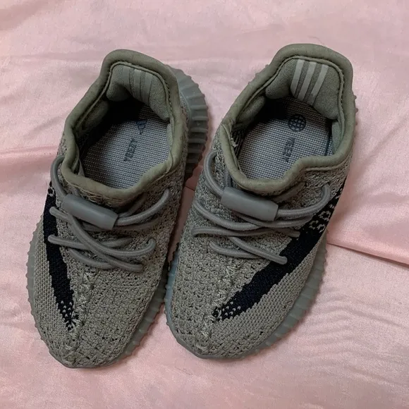 Adidas Yeezy Kids Boost 350 V2 &quot;Granite&quot; sneakers