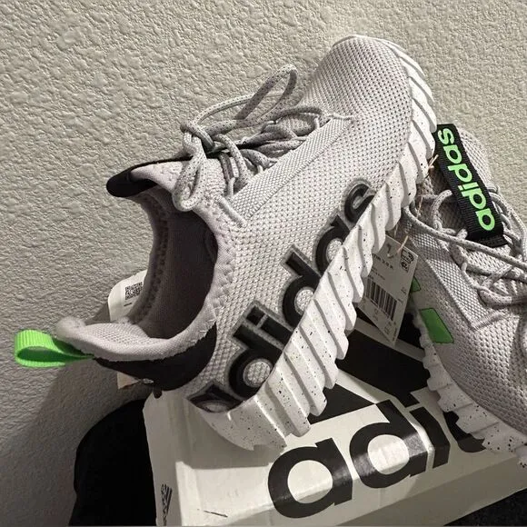 Adidas Kaptir Youth Knit Sneakers - Size 3 - Gray/Black/Green - New in Box NWT