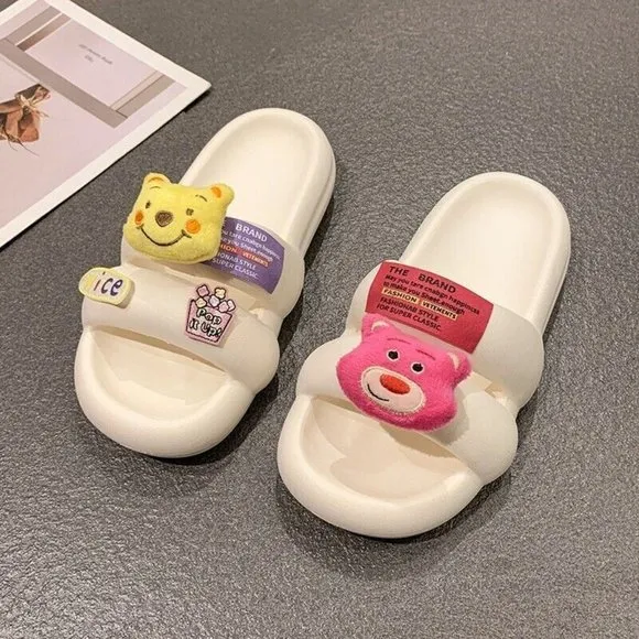Adorable Pillow Slides Anti-Slip Sandals Ultra Soft Slippers Indoor Outdoor Shoe