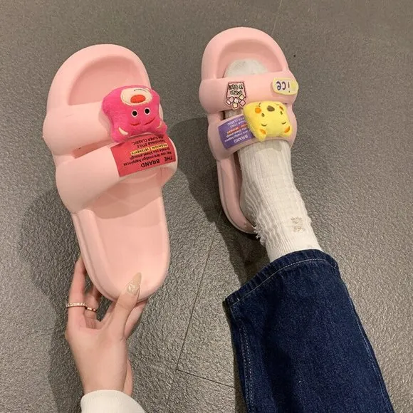 Adorable Pillow Slides Anti-Slip Sandals Ultra Soft Slippers Indoor Outdoor Shoe
