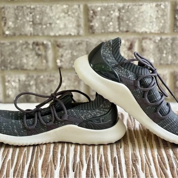 Aetrex Dani Gray Sneakers