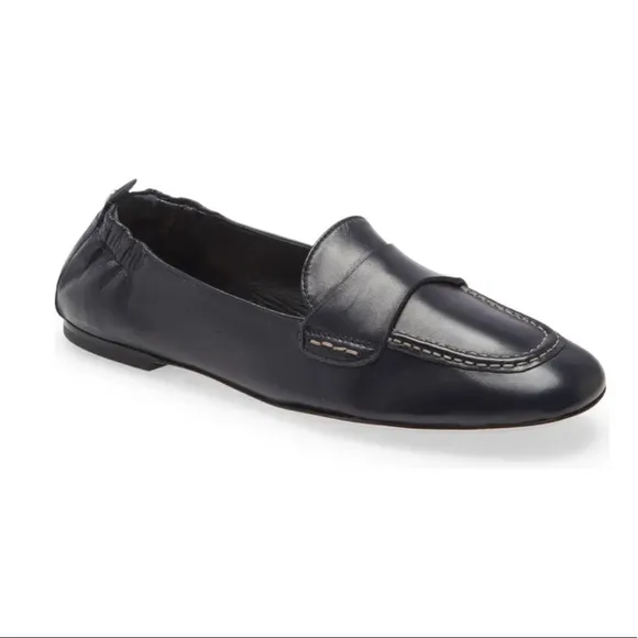 AGL women Mara Loafer  Leather flats size 38.5US size 8.5  gently used