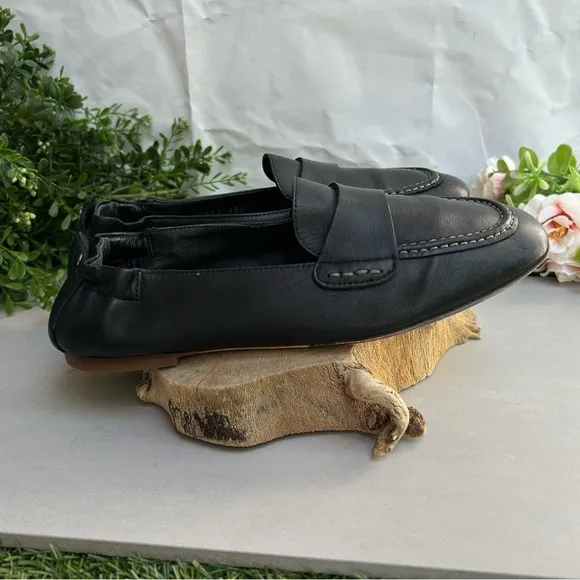 AGL women Mara Loafer  Leather flats size 38.5US size 8.5  gently used