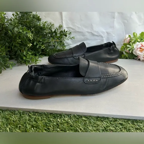 AGL women Mara Loafer  Leather flats size 38.5US size 8.5  gently used