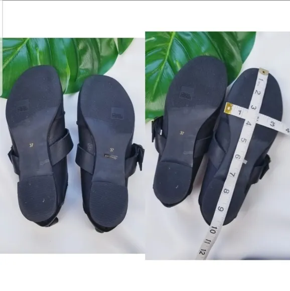 ALL BLACK FOOTWEAR EUC! Genuine Leather Loafers Sz 7