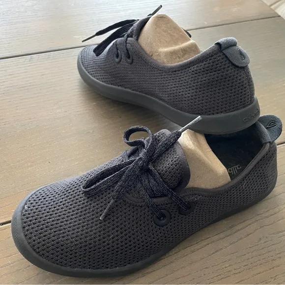 Allbirds Black Sneakers Lightweight Knit Design