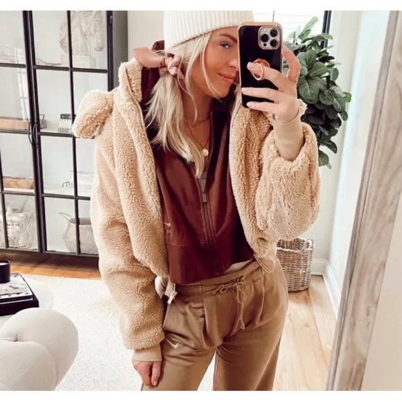 Alo Foxy Sherpa Jacket Camel Fuzzy Teddy Faux Shearling Fur Caramel Tan Coat XS