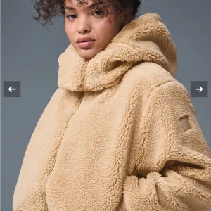 ALO Foxy Sherpa Jacket