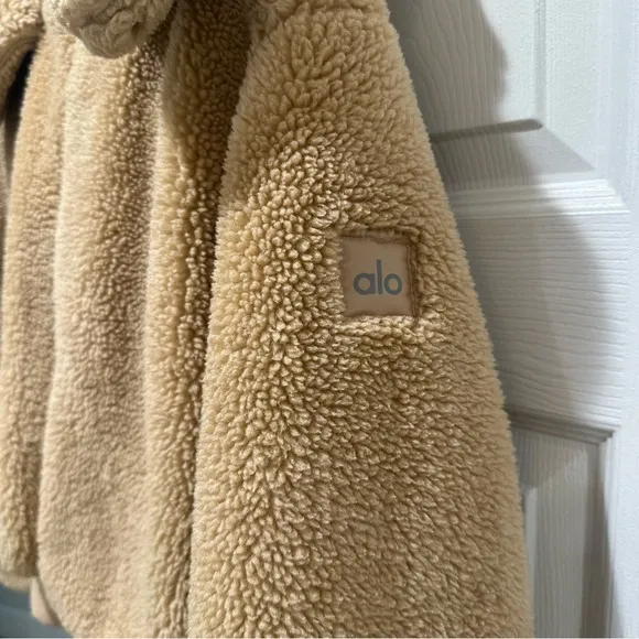 ALO Foxy Sherpa Jacket