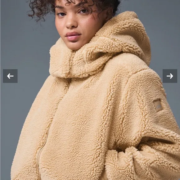 ALO Foxy Sherpa Jacket