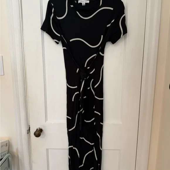 Amour Vert Colombe Viscose Knit Dress - Waves print