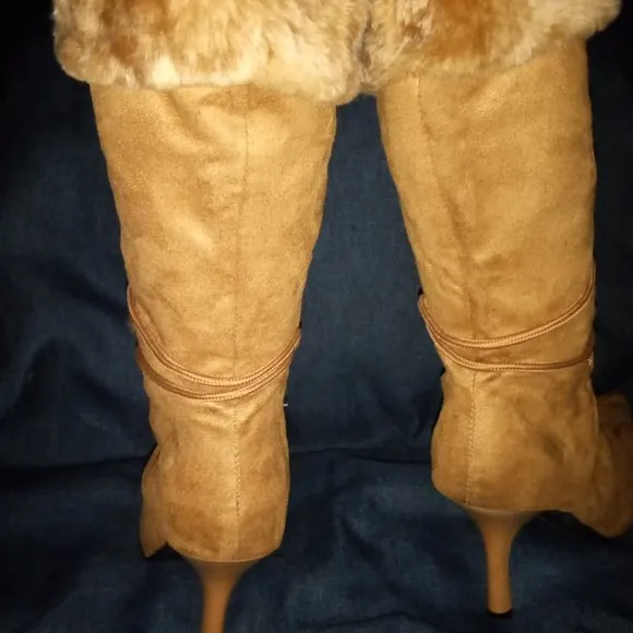 &quot; FUR - TRIMMED  FAUX SUEDE &quot; Heeled Boots